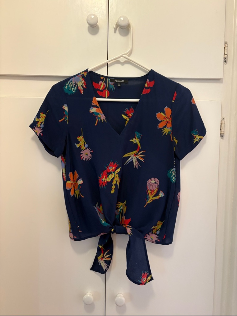 Madewell Navy Floral V-Neck Short Sleeve Silk Top